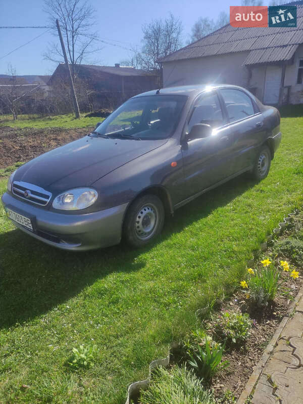 Седан ЗАЗ Sens 2012 в Солотвине Седан ЗАЗ Sens 2012 в Солотвине