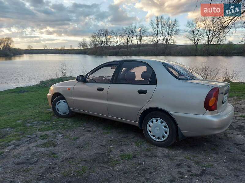 Седан ЗАЗ Sens 2011 в Тернополе