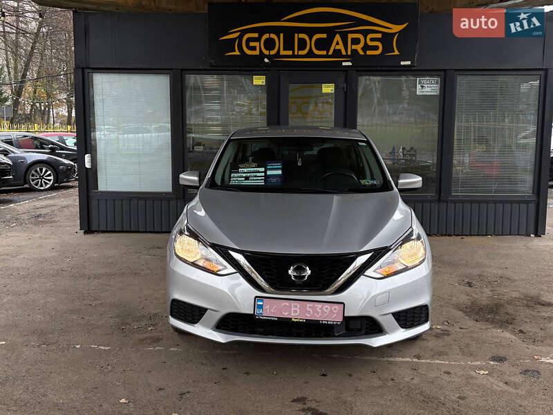 Седан Nissan Sentra 2019 в Львове