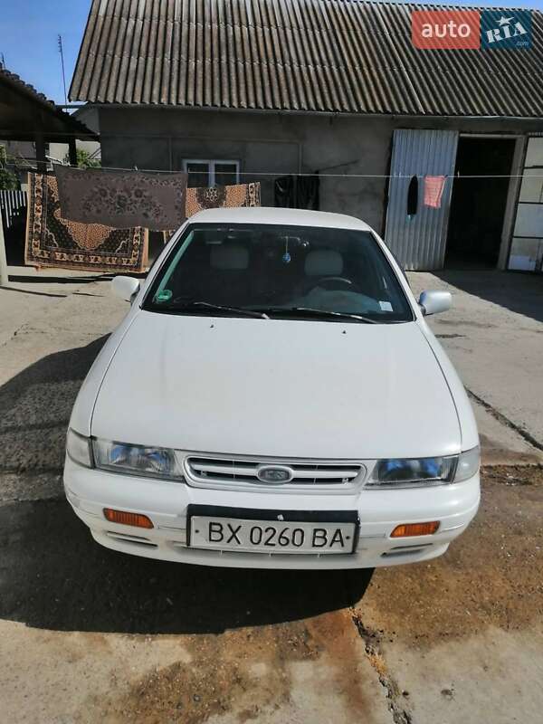Седан Kia Sephia 1994 в Борщеве