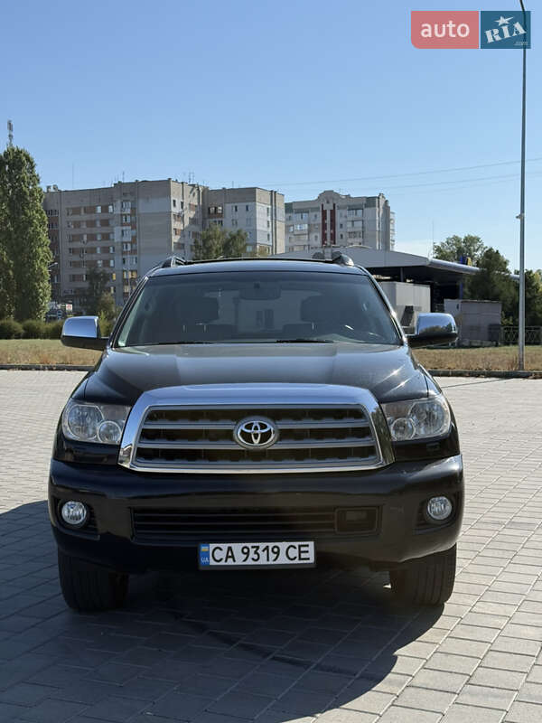 Внедорожник / Кроссовер Toyota Sequoia 2008 в Черкассах