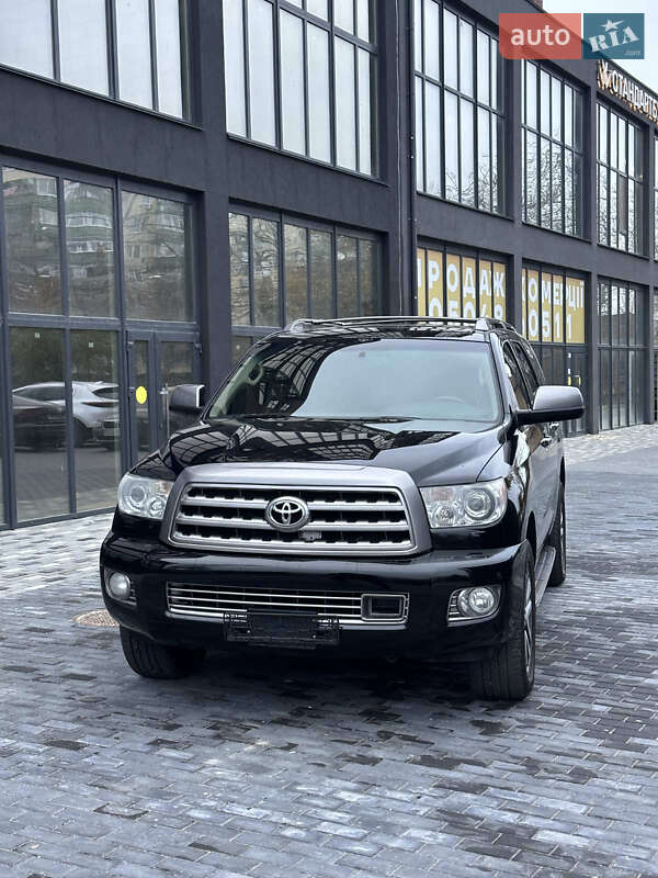 Внедорожник / Кроссовер Toyota Sequoia 2008 в Полтаве