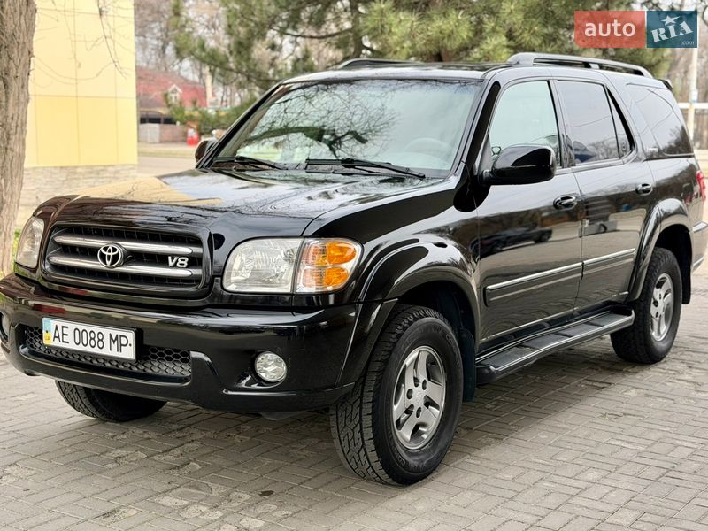 Внедорожник / Кроссовер Toyota Sequoia 2002 в Днепре