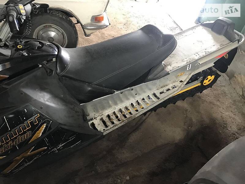Снегомопеды и снегоскутеры BRP Ski-Doo 2006 в Киеве