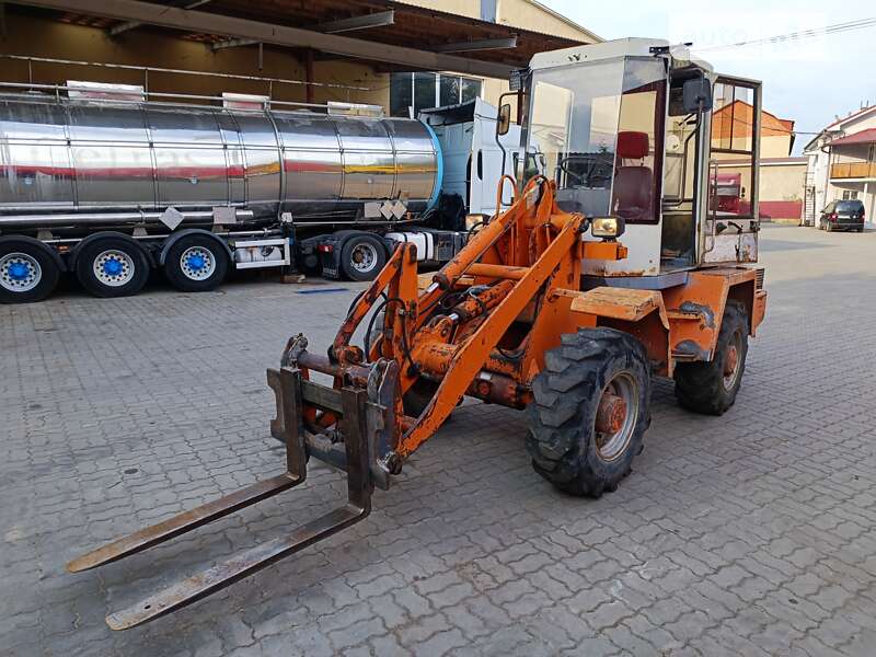 Фронтальный погрузчик Schaeff SKL 1991 в Калуше Фронтальный погрузчик Schaeff SKL 1991 в Калуше