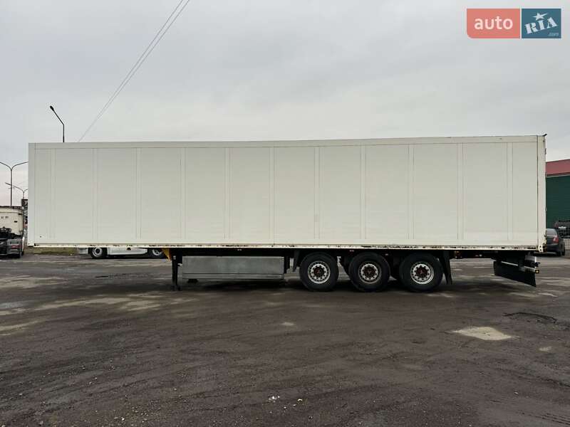 Фургон полуприцеп Schmitz SKO 24 2006 в Хусте
