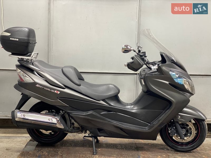 Макси-скутер Suzuki Skywave 400 2012 в Одессе