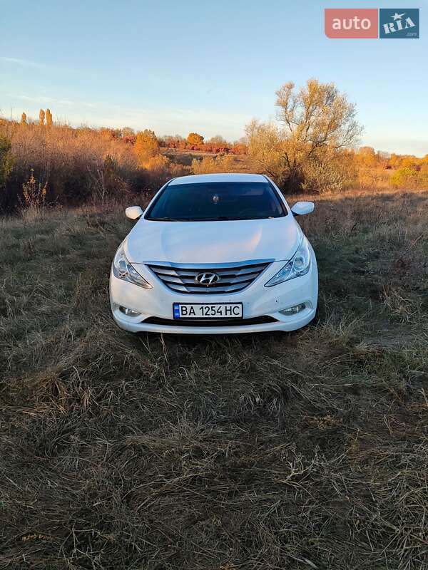 Седан Hyundai Sonata 2009 в Кропивницком Седан Hyundai Sonata 2009 в Кропивницком