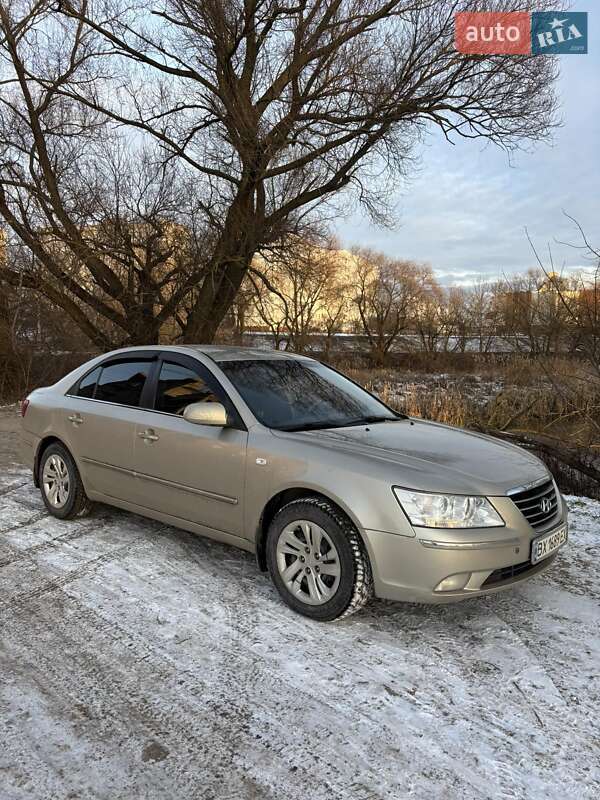 Седан Hyundai Sonata 2008 в Нетішині