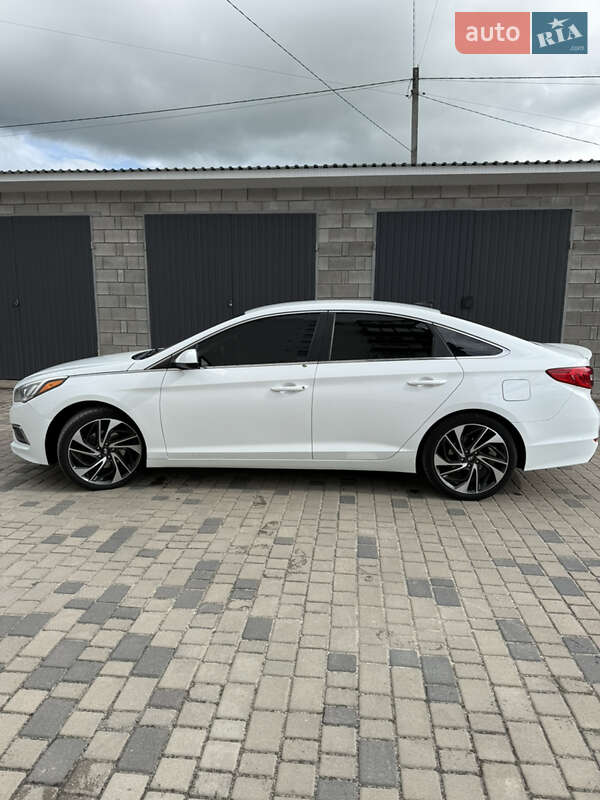 Седан Hyundai Sonata 2016 в Березному Седан Hyundai Sonata 2016 в Березному