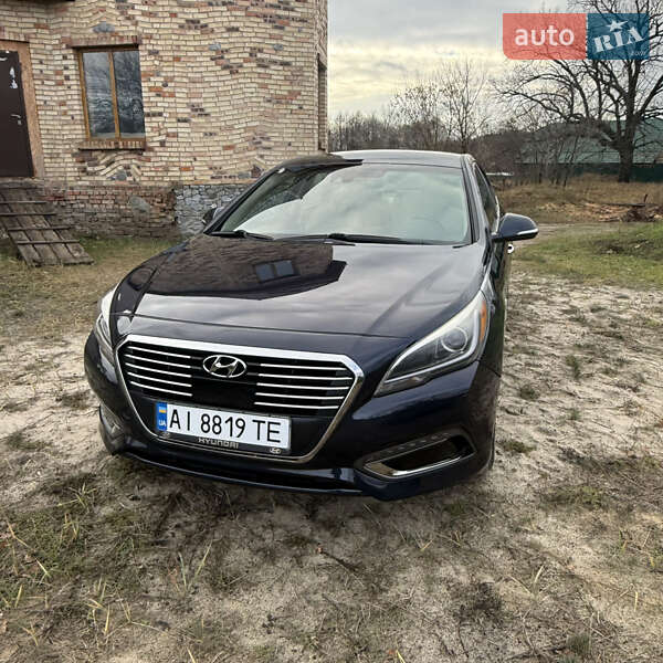 Седан Hyundai Sonata 2017 в Десне