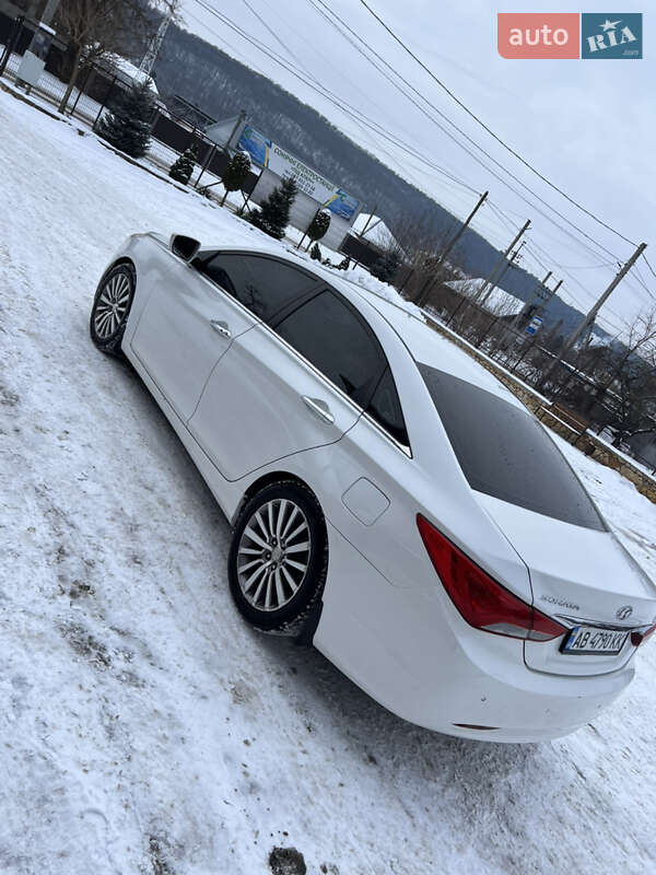 Седан Hyundai Sonata 2013 в Могилев-Подольске Седан Hyundai Sonata 2013 в Могилев-Подольске