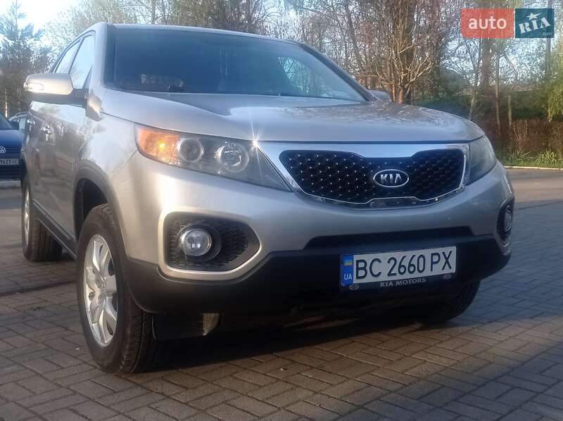 Внедорожник / Кроссовер Kia Sorento 2012 в Дрогобыче