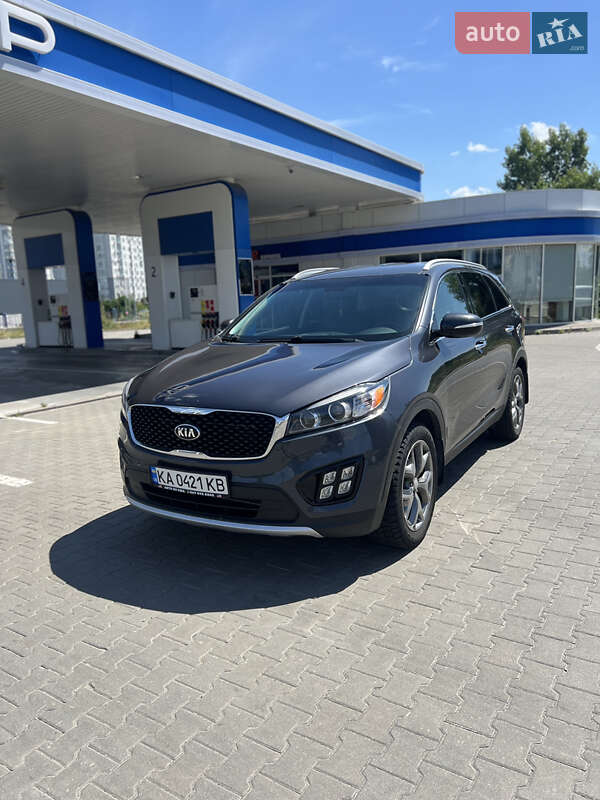 Внедорожник / Кроссовер Kia Sorento 2016 в Киеве