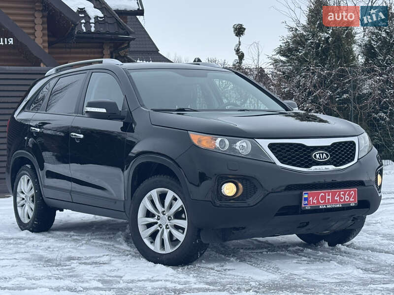 Внедорожник / Кроссовер Kia Sorento 2010 в Стрые