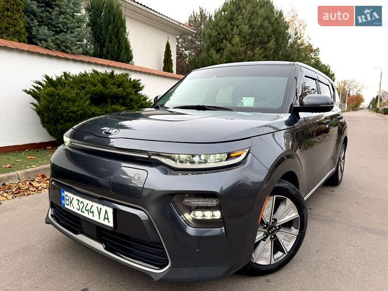 Внедорожник / Кроссовер Kia Soul EV 2021 в Ровно
