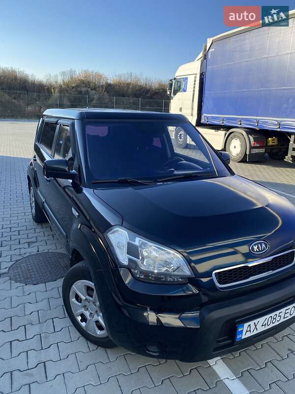 Внедорожник / Кроссовер Kia Soul 2011 в Львове