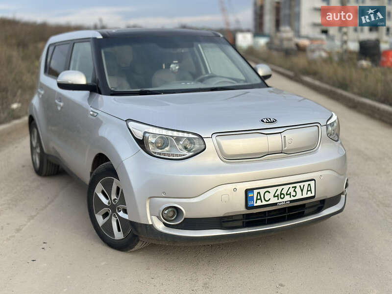 Внедорожник / Кроссовер Kia Soul 2017 в Ровно