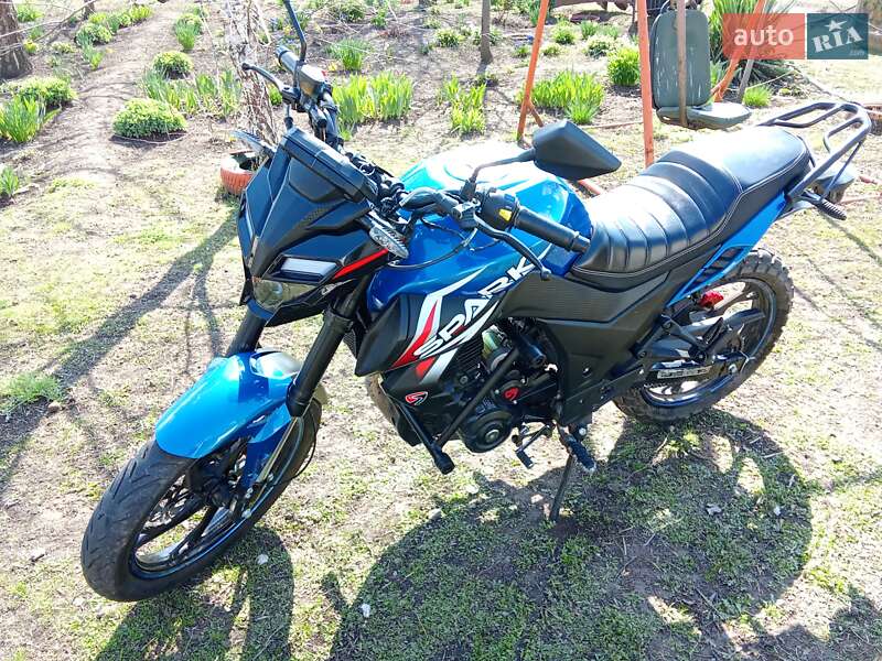 Мотоцикл Без обтекателей (Naked bike) Spark SP 250R-33 2024 в Днепре Мотоцикл Без обтекателей (Naked bike) Spark SP 250R-33 2024 в Днепре