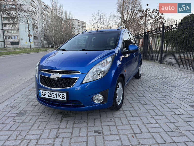 Хэтчбек Chevrolet Spark 2010 в Запорожье Хэтчбек Chevrolet Spark 2010 в Запорожье