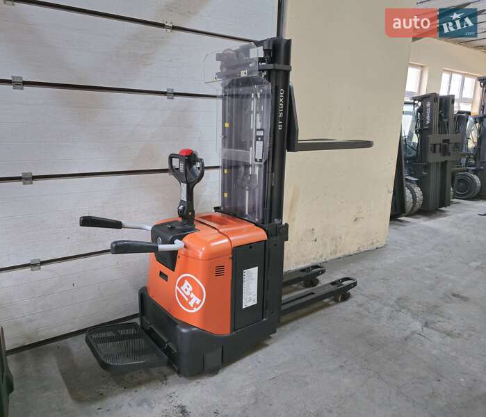 Штабелер BT Toyota SPE 2015 в Киеве