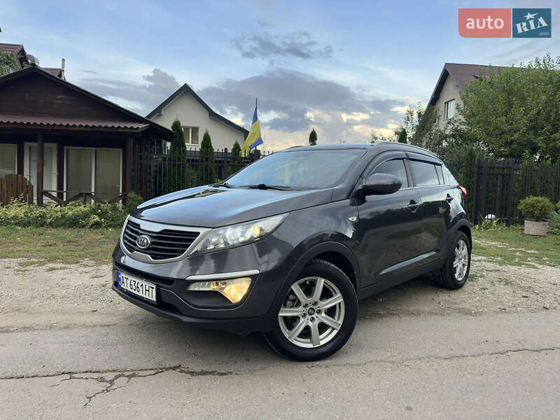 Позашляховик / Кросовер Kia Sportage 2012 в Івано-Франківську Позашляховик / Кросовер Kia Sportage 2012 в Івано-Франківську