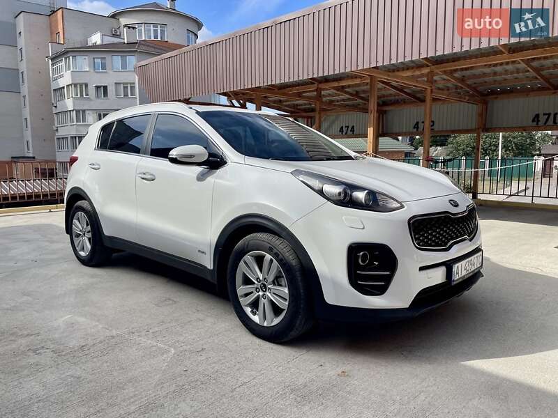 Внедорожник / Кроссовер Kia Sportage 2016 в Белой Церкви