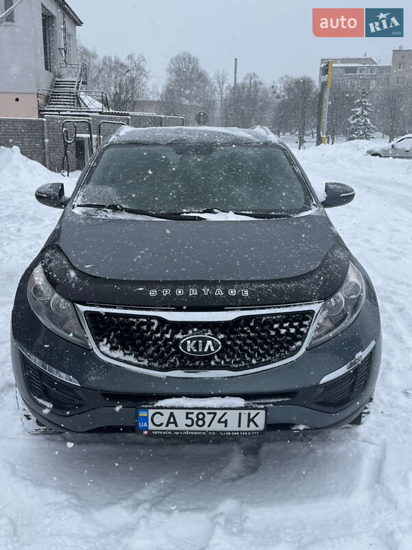 Внедорожник / Кроссовер Kia Sportage 2014 в Каменке