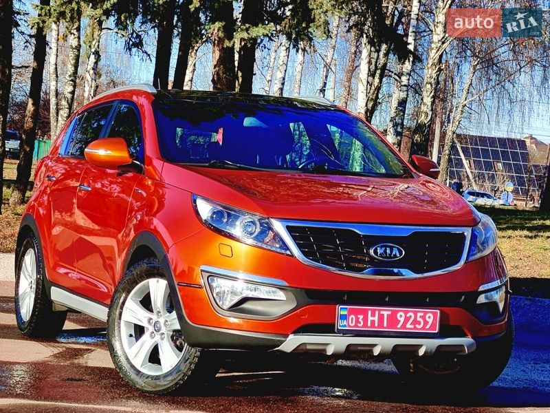 Внедорожник / Кроссовер Kia Sportage 2010 в Житомире