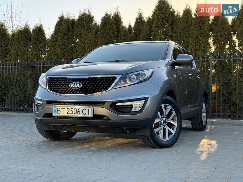 Внедорожник / Кроссовер Kia Sportage 2015 в Одессе