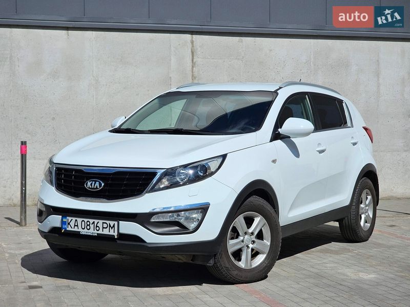 Внедорожник / Кроссовер Kia Sportage 2015 в Киеве