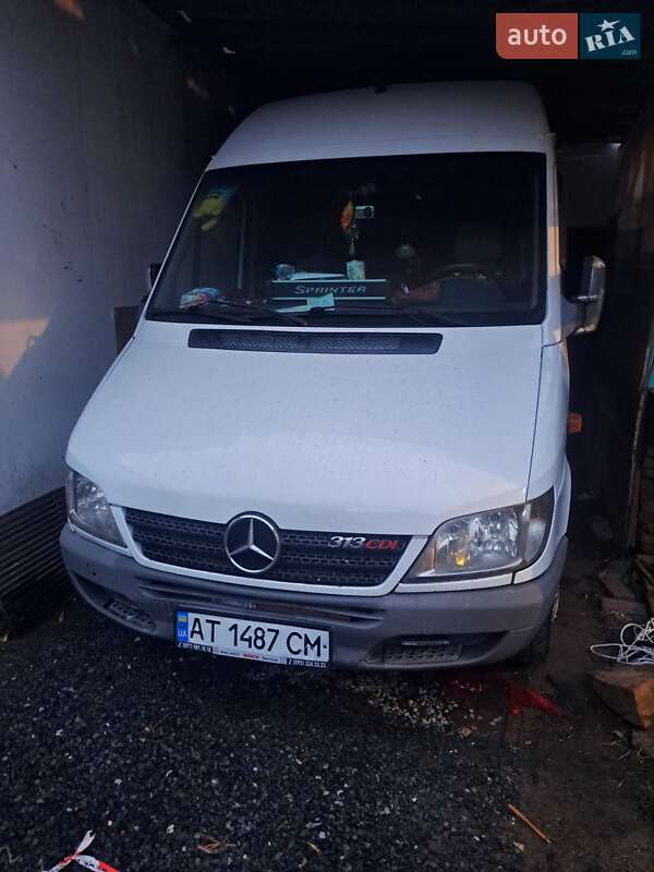 Микроавтобус Mercedes-Benz Sprinter 2004 в Надворной