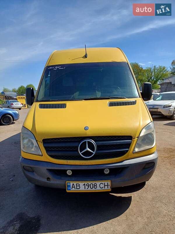 Грузовой фургон Mercedes-Benz Sprinter 2007 в Виннице
