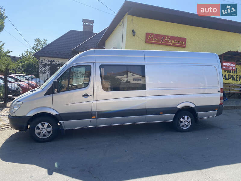 Грузопассажирский фургон Mercedes-Benz Sprinter 2011 в Черновцах Грузопассажирский фургон Mercedes-Benz Sprinter 2011 в Черновцах