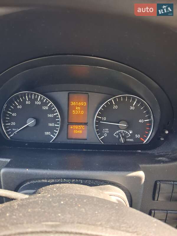 Грузовой фургон Mercedes-Benz Sprinter 2014 в Лугинах