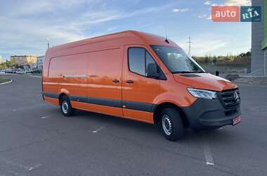 Грузовой фургон Mercedes-Benz Sprinter 2021 в Кривом Роге Грузовой фургон Mercedes-Benz Sprinter 2021 в Кривом Роге