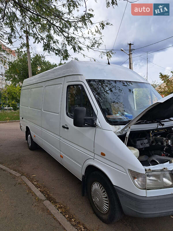 Микроавтобус Mercedes-Benz Sprinter 1999 в Николаеве Микроавтобус Mercedes-Benz Sprinter 1999 в Николаеве