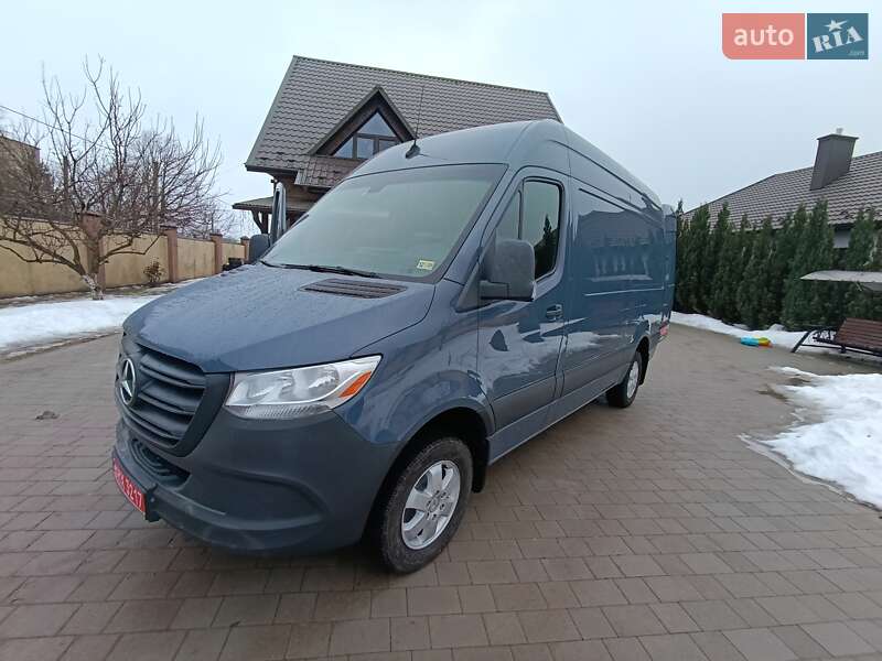 Грузовой фургон Mercedes-Benz Sprinter 2019 в Нововолынске