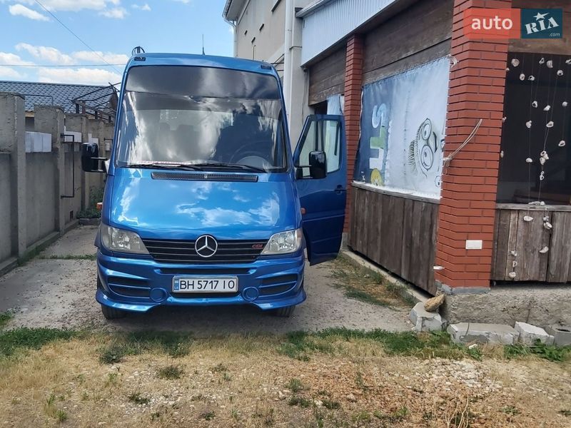 Микроавтобус Mercedes-Benz Sprinter 2000 в Одессе