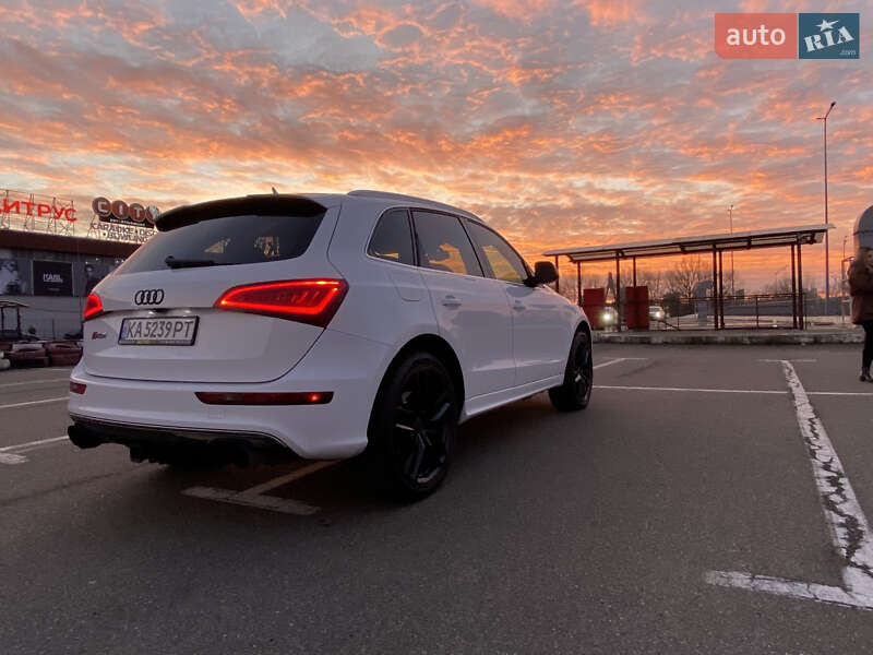 Внедорожник / Кроссовер Audi SQ5 2013 в Киеве