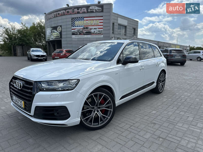 Внедорожник / Кроссовер Audi SQ7 2017 в Ужгороде Внедорожник / Кроссовер Audi SQ7 2017 в Ужгороде