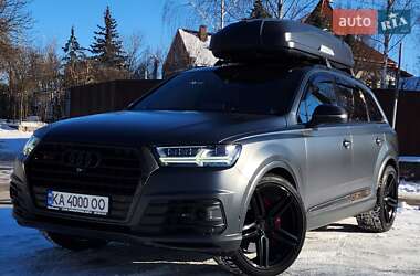 Внедорожник / Кроссовер Audi SQ7 2016 в Киеве