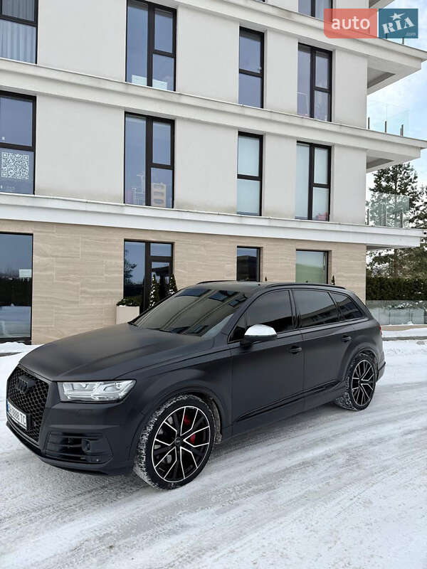 Внедорожник / Кроссовер Audi SQ7 2017 в Киеве