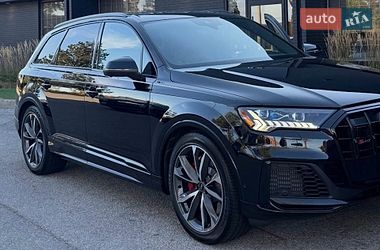 Позашляховик / Кросовер Audi SQ7 2020 в Києві
