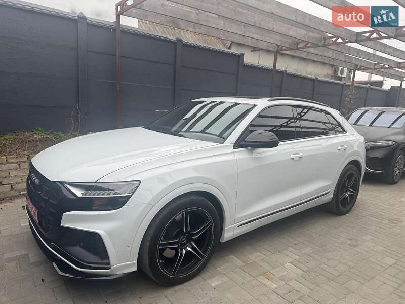 Позашляховик / Кросовер Audi SQ8 2020 в Миколаєві Позашляховик / Кросовер Audi SQ8 2020 в Миколаєві