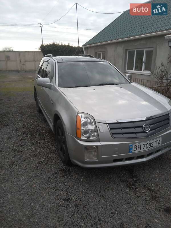 Позашляховик / Кросовер Cadillac SRX 2004 в Овідіополі