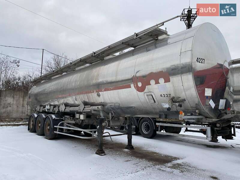 Цистерна полуприцеп BSLT STC 1994 в Кропивницком Цистерна полуприцеп BSLT STC 1994 в Кропивницком