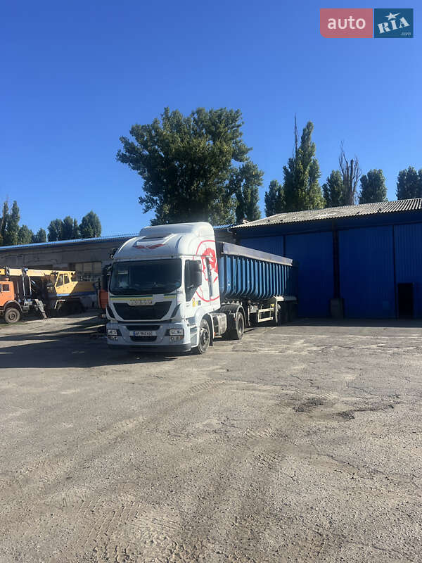 Зерновоз Iveco Stralis 2014 в Кременчуге