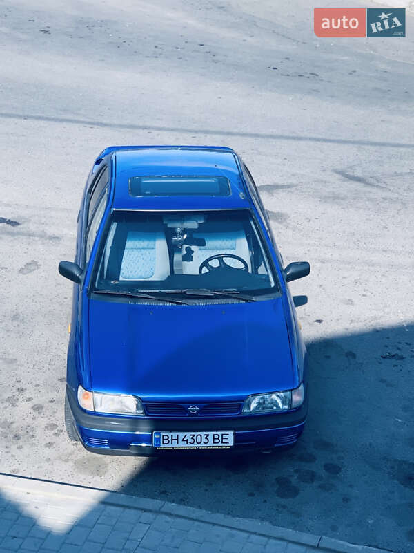 Седан Nissan Sunny 1996 в Одессе