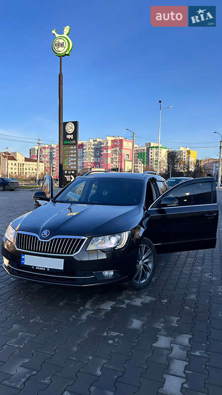 Универсал Skoda Superb 2014 в Луцке